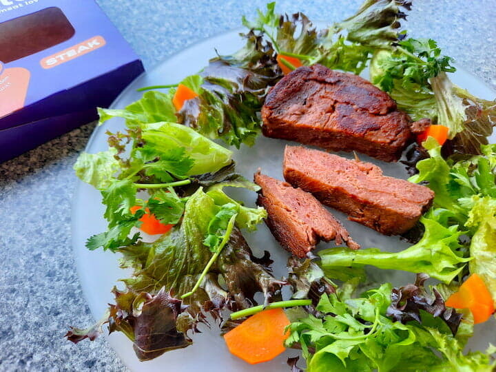 Plantedの代替肉ステーキ