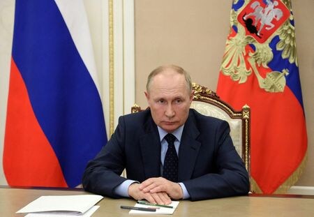 　８月１５日、ロシアのプーチン大統領は、北朝鮮の金正恩朝鮮労働党総書記に宛てた書簡で「両国が共通の取り組みにおいて、包括的かつ建設的な二国間関係を拡大する」ことに前向きな姿勢を示した。９日、モスクワで撮影（２０２２年　ロイター/Sputnik/Mikhail Klimentyev）