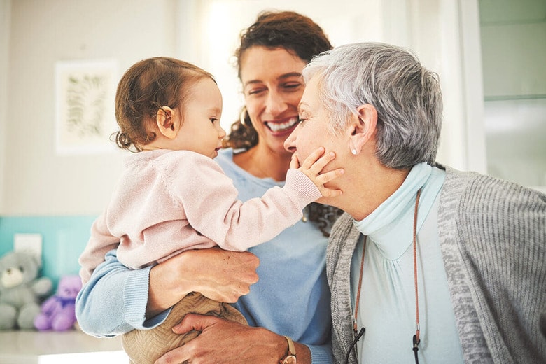 ママになったことが何十年も後に脳の健康に役立つかもしれない　PEOPLEIMAGES/SHUTTERSTOCK