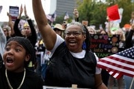 「No Kings」反トランプデモ、全米2600カ所以上で数百万人参加か。その効果は...