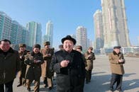 「金正恩のタワマン、いずれぜんぶ崩壊」......建設担当者の不安な未来