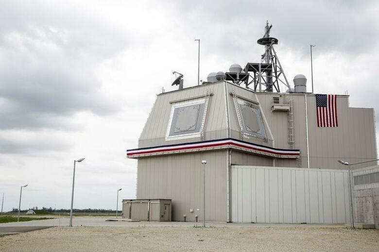 日本の防衛省が洋上への設置を検討している迎撃ミサイルシステム「イージス・アショア」について、もともとの陸上配備案に比べて2倍以上の建造費がかかる可能性があることが分かった。写真はイージス・アショア。提供写真(2020年　ロイター/Inquam Photos)
