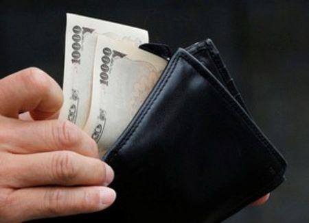 　２月１６日、金融庁は、日銀のマイナス金利政策導入を受け、主に短期の金融商品に投資するＭＲＦ（マネー・リザーブ・ファンド）の運用の柔軟化を容認する。２０１２年１１月撮影（２０１６年　ロイター/Kim Kyung-Hoon）