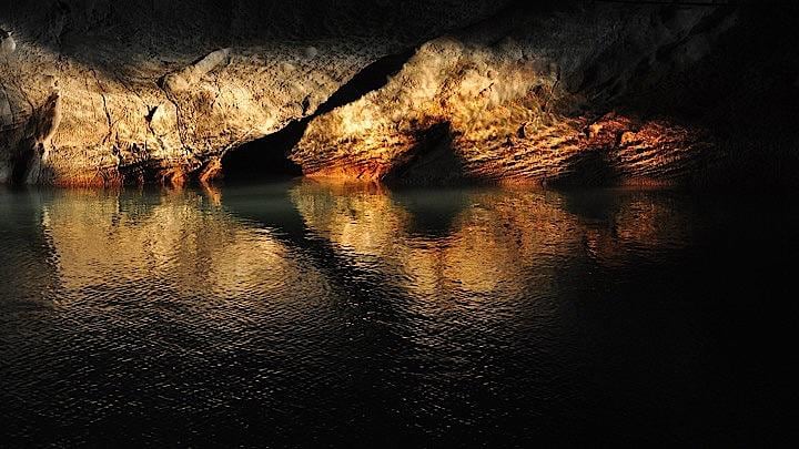 「何もない国」ラオスがもつ魅力のひとつ「タム・コンロー洞窟」　Erwan Deverre (CC BY-NC 2.0)