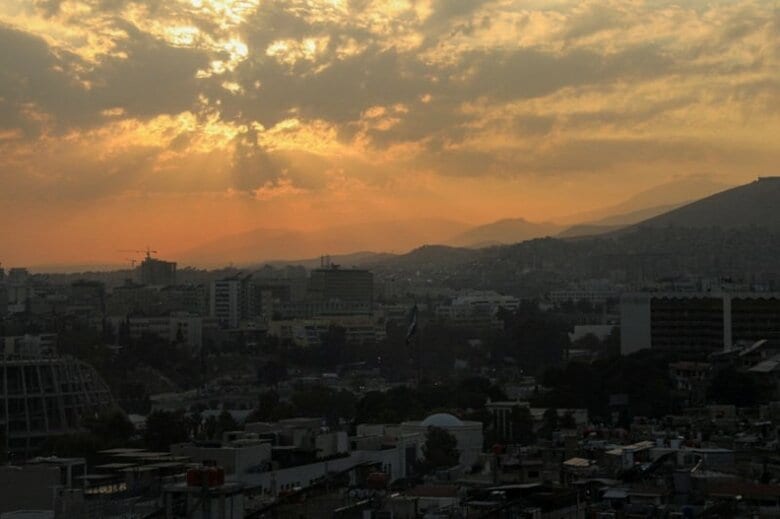 シリア首都ダマスカスで2025年11月撮影　REUTERS/Orhan Qereman
