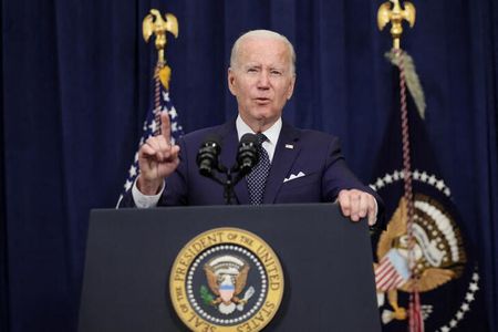 バイデン米大統領は２０日、今年１２月１３─１５日にアフリカ諸国の首脳をワシントンに招き、「米・アフリカ首脳会議」を開催すると発表した。写真は７月１５日、サウジアラビアのジェッダで撮影（２０２２年　ロイター/Evelyn Hockstein）