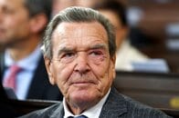 シュレーダー氏のウクライナ協議仲介、プーチン氏提案　独政府は懐疑的