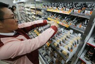 なぜ個人商店はコンビニチェーンに駆逐されたのか