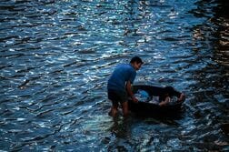 バンコク浸水、2─3日で解消の見通し　政府は復旧措置協議へ