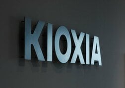 キオクシア、米国預託株式の米取引所への上場を準備　投資家層拡大