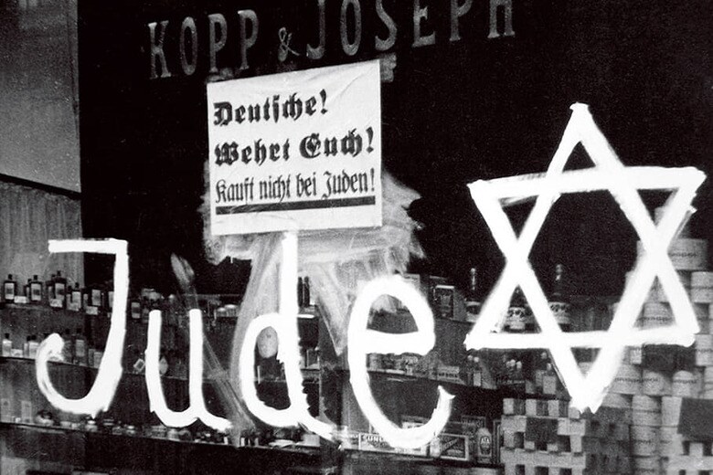 PICTURES FROM HISTORYｰUNIVERSAL IMAGES GROUP/GETTY IMAGES