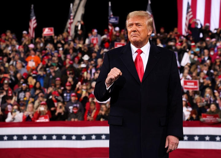 敗北を認めていないトランプはバイデンの就任式をパスする？　Jonathan Ernst-REUTERS