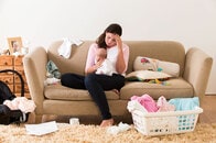 夫が家事を分担しない日本では、働く女性の不満は高まるばかり