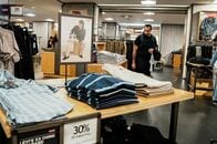 米ミシガン大消費者信頼感、7月確報は55.2に改善　生活費高騰になお懸念も