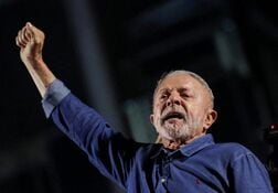 ボルソナロ氏のブラジル出国は「恥ずべき」、ルラ大統領が批判