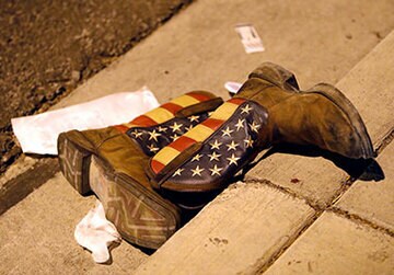 銃乱射を止められない、米社会の病理