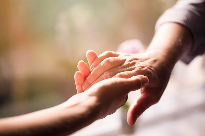 老化は一定のペースで継続的に進行するのではなかった ...... Xesai -iStock