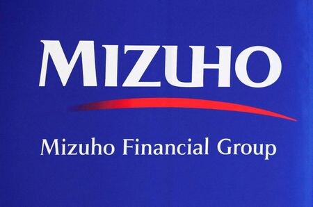 　２月２日　みずほフィナンシャルグループは２日、２０２３年４―１２月期の連結純利益が前年同期比１８．２％増の６４２３億円になったと発表した。写真はみずほフィナンシャルグループのロゴで、２０１８年８月に都内で撮影（２０２４年　ロイター／Toru Hanai）
