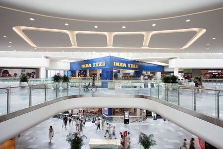 　１０月２９日、スウェーデン家具大手イケアのショッピングモール運営会社は、拡大計画は依然継続中と明らかにした。写真は、同社が武漢で運営するショッピングモール。提供写真（２０２０年　ロイター／Ingka Centres）