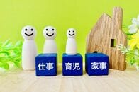 子育て世代女性の体力低下の背景にある「仕事＋家事＋育児」のトリプル負担