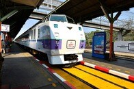 「特急オホーツク」「寝台特急北斗星」がタイを走る...地元でも愛される、中古車両の幸せな「第2の人生」を追う