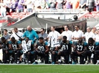 北朝鮮の次はNFLを「口撃」、スポーツまで敵に回したトランプ