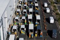 アマゾン、物流網を他社に開放　ＵＰＳやフェデックスに対抗
