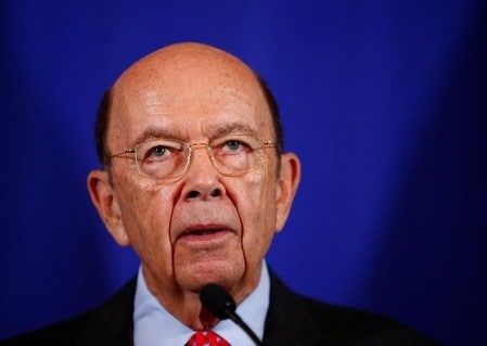 　４月１７日、経産省は、ロス米商務長官（写真）と世耕弘成経済産業相が１８日午前１０時―１１時に経産省で会談を行うと発表した。写真はワシントンで３月撮影（２０１７年　ロイター／Eric Thayer）