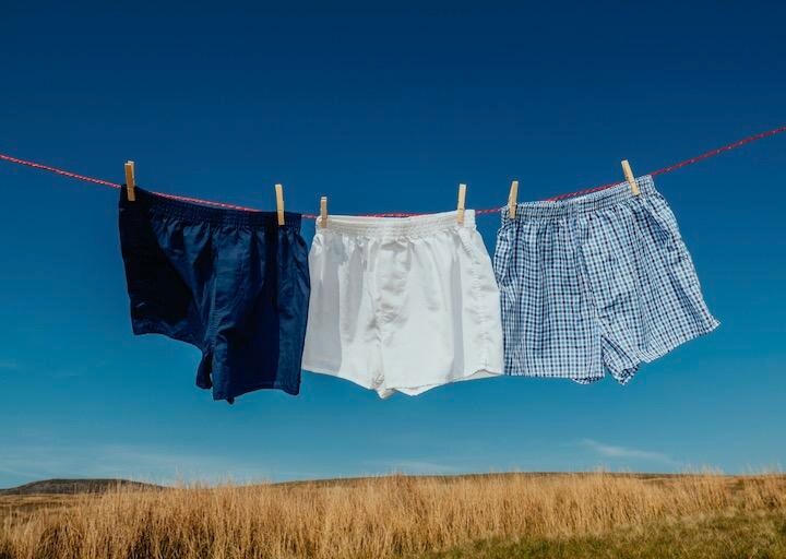 「1週間以上履いたことがある」と答えた男性は20％、女性8％......  creacart-iStock