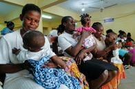 世界の子どもの予防接種率やや上昇、紛争などでなお数百万人が無防備