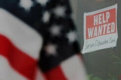 中間選挙迎える米政権に厳しい評価…インフレが打ち消す賃金上昇の恩恵