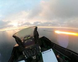 ルーマニア、領海上空で無人機2機撃墜　ロシア製か