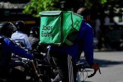 米ウーバー、欧州5カ国で食品配達事業進出計画を停止＝ＦＴ
