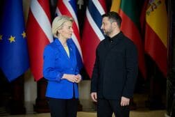 欧州委員長、ＥＵ加盟の道筋巡りウクライナ大統領と協議