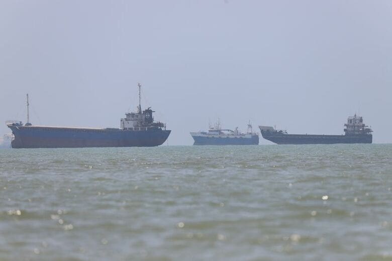 ６月１８日、ホルムズ海峡で撮影　Amirhosein Khorgooi/ISNA/via WANA (West Asia News Agency)via REUTERS