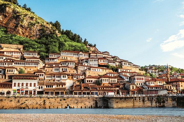 アルバニア　ROSSHELEN／ISTOCK