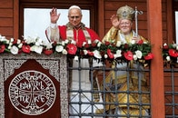 なぜトルコとレバノン？　ローマ教皇レオ14世の「初外遊ルート」に見えるもの