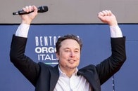【クイズ】次のうち、イーロン・マスクと出身国が同じなのは？