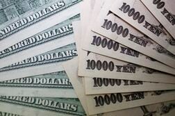 投機筋の円売り越し7割強減、日米協調介入後に