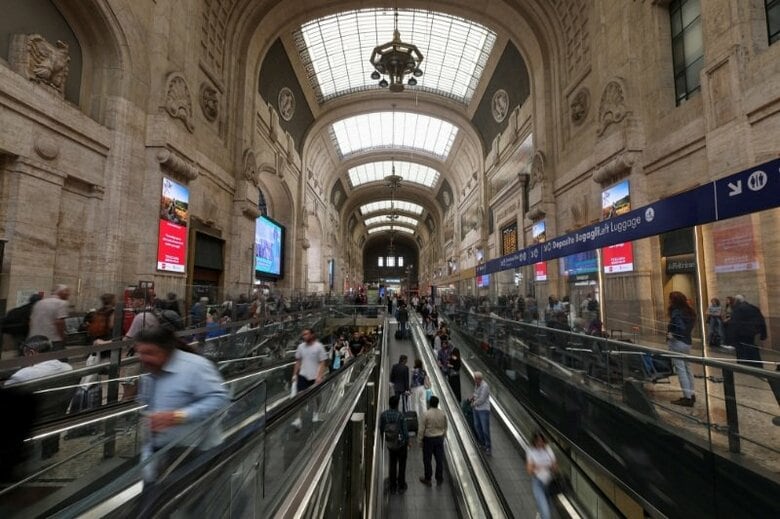 写真は2023年6月、イタリア・ミラノ中央駅で撮影。REUTERS/Claudia Greco