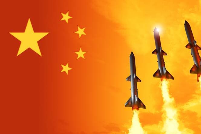 中国の核戦力が米ロと均衡した場合、日本は厳しい安全保障環境にさらされる（写真はイメージ）　Leestat-iStock.