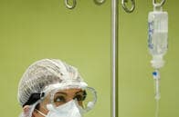 ＜最新研究＞モノクローナル抗体で重症化率と死亡率が大幅に低下