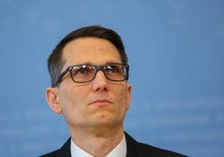 スイス中銀総裁、中東紛争の二次的影響を警戒　インフレ見通し「不透明」