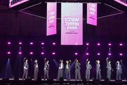 K-POPの祭典『KCON JAPAN 2026』レポート　最先端のパフォーマンスに3万人が熱狂