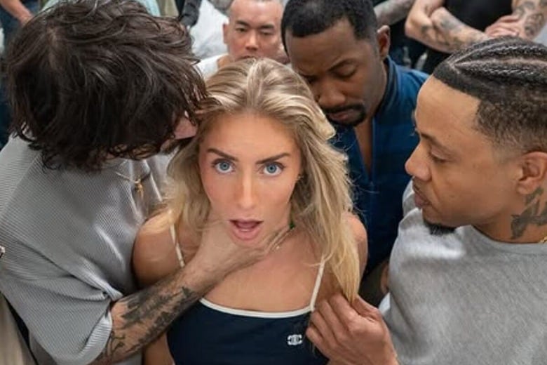 @bonnieblue/Instagram