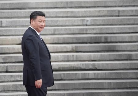 　１０月１７日、格付け会社フィッチ・レーティングスは、中国共産党第１９回全国代表大会を受けてデレバレッジ（債務圧縮）などの主要な経済改革は先送りされそうだとの見解を示した。写真は習近平国家主席、北京で９月撮影（２０１７年　ロイター/Jason Lee）