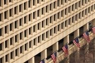 米政権のＦＢＩ新本部変更案、連邦地裁が差し止め