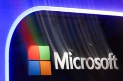 米マイクロソフト、従業員の2.5％弱を削減へ＝報道