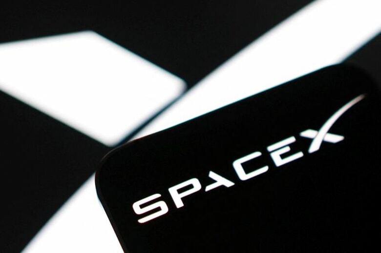 写真は米宇宙開発企業スペースのロゴ。6月4日に撮影。 REUTERS/Dado Ruvic