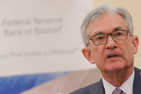 　１１月２５日、米連邦準備理事会（ＦＲＢ）のパウエル議長（写真）は、金融政策は力強い労働市場を支援するのに適した状態にあるとの見解を示した。１１月２５日、コネチカット州イーストハートフォードで撮影（２０１９年　ロイター/Brendan McDermid）